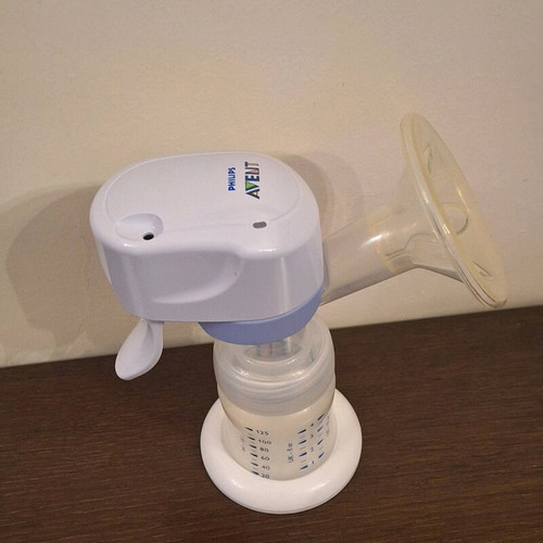 Philips Avent electric breast pump like new