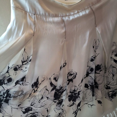 Satin skirt and top set like new, white and blue