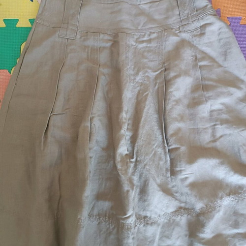Zara large beige skirt like new, alpha line fit