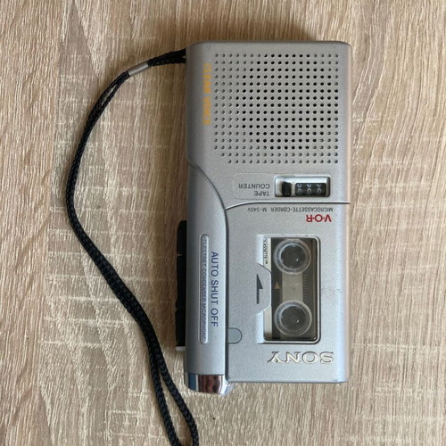 Sony V-O-R Microcassette-Corder M-540V used, journalistic voice recorder