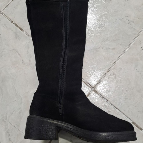 Women's leather boots like new, size 38, black