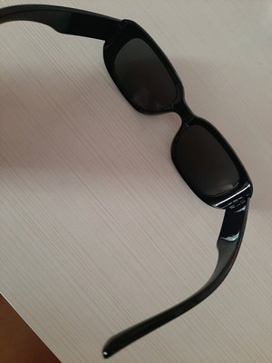 Black sunglasses like new