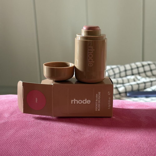Rhode Pocket Blush Piggy new unused