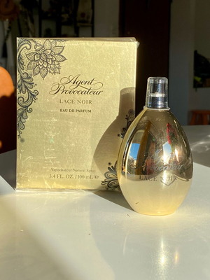 Парфюм Lace Noir Agent Provocateur 100 мл като нов Eau de Parfum