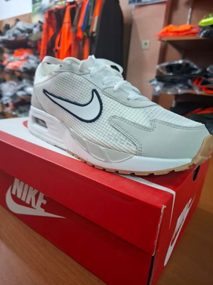 Nike Air Max Solo нови бели маратонки