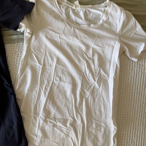H&M maternity t-shirts set of 2, white and blue
