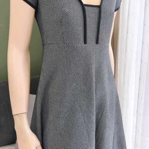 Attrattivo elastic dress like new, size Medium, multicolor