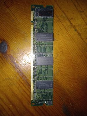 Infineon 256MB DDR1 RAM used, vintage