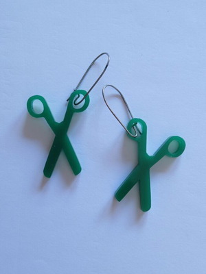 Green hanging earrings like new with scissor design made of plexiglass