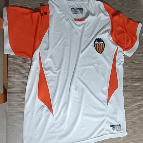 Valencia C.F. jersey large by Draps Center and Nike travel pouch like new