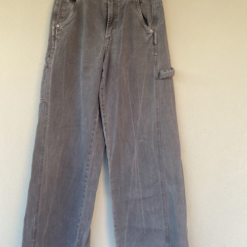 Pull & Bear Wide-Leg High-Waisted Jeans Size S, Like New, Gray
