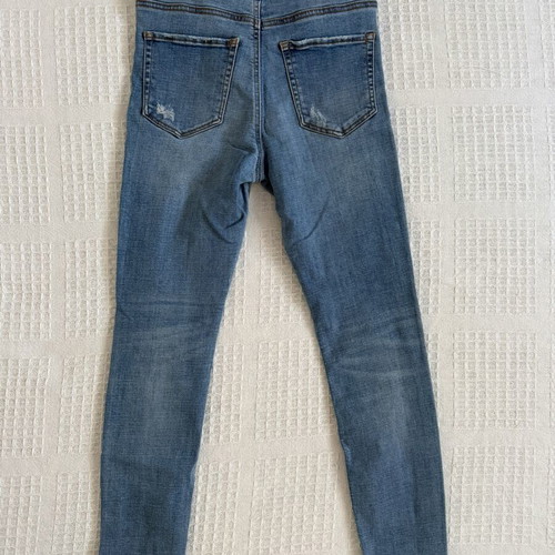 Stradivarius jeans size 36 small like new