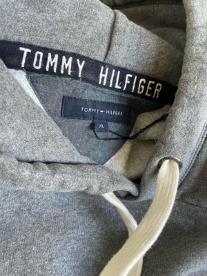Tommy Hilfiger hoodie XL σε γκρι, ελάχιστα φορεμένο
