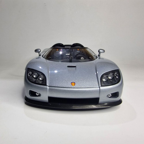 Autoart Signature Koenigsegg CCX metal model scale 1:18 new