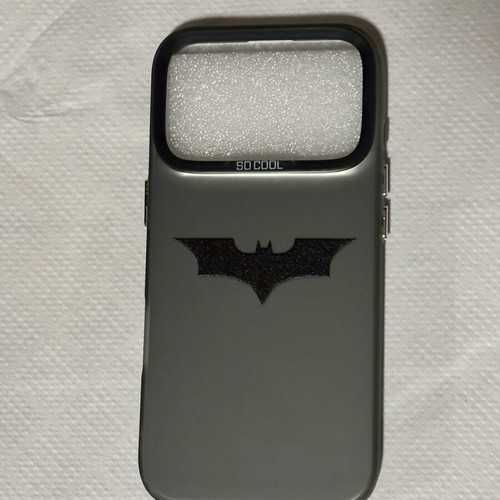 Case iPhone 17 Pro Batman Logo new