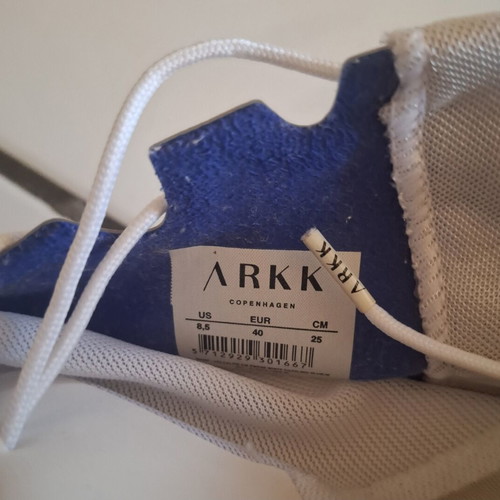 Arkk Copenhagen white athletic shoes used, size 40, lightweight