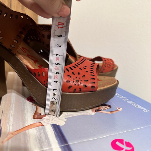 Xusandalia leather sandals like new, brown and coral, size 36