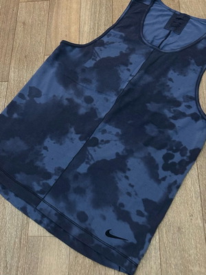 Nike μπλε αμάνικο μπλουζάκι σαν καινούργιο, μέγεθος S