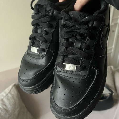 Nike Air Force 38 athletic shoes like new, black