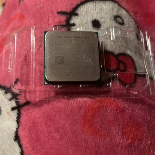 AMD Athlon Gold 3150G like new