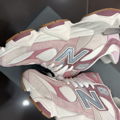 New Balance pink sneakers size 40