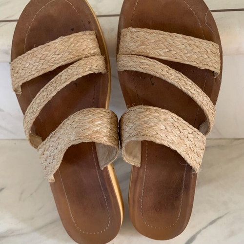 Set of two women's shoes size 38 – VOI&NOI and beige straw sandals