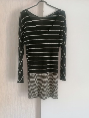 Elastic blouse dress black and gold batik used