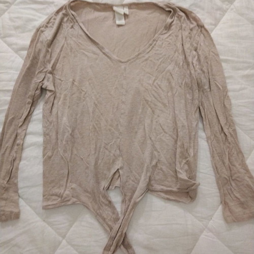 T-shirt with tie Medium