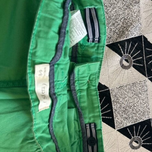 Sfera green bermuda shorts like new, size 134 cm, age 9
