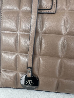 Handbag like new, brown