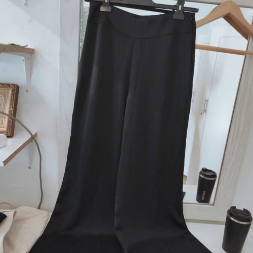 Maki Philosophy black satin wide-leg pants size M