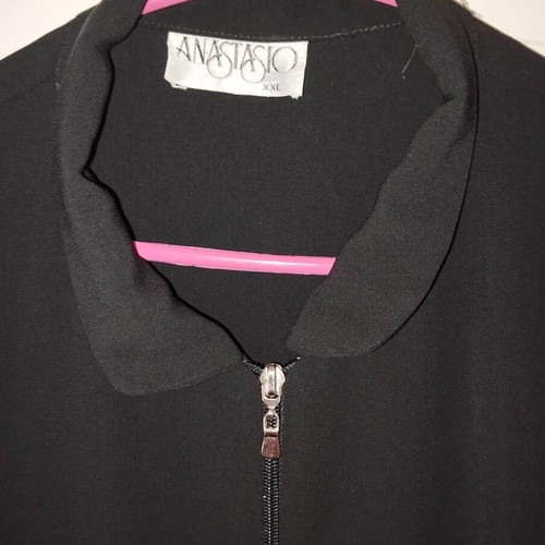 Vintage blouse with embroidered detail black, like new, size XXL