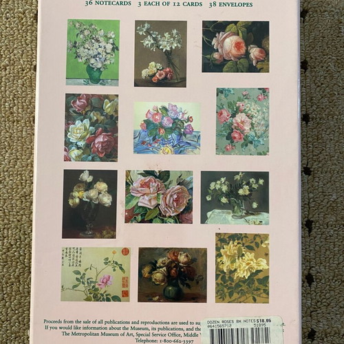 A Dozen Roses souvenir set new from Metropolitan Museum of Art