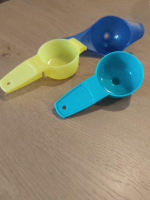 Tupperware small strainers set used, 3 pieces