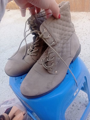 Beige ankle boots used, size 38