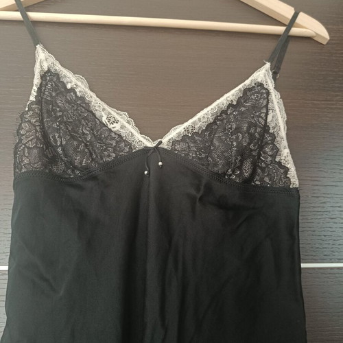 Intimissimi negligee satin with lace black and white like new