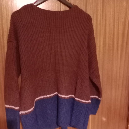 Attrattivo knitted sweater like new, burgundy and blue, size Large