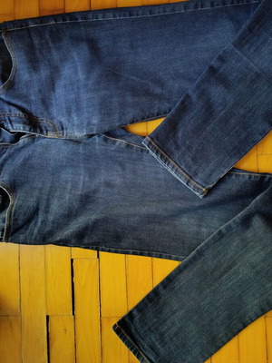 Benetton Pablo Slim Skinny Jeans size 31 like new, blue