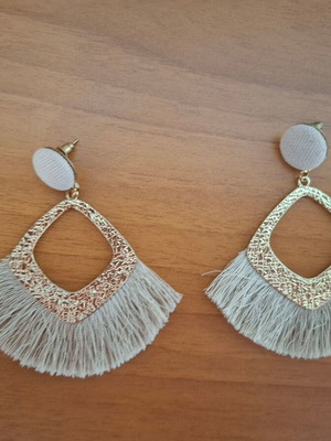 Boho statement earrings with tassels like new, beige and gold