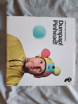 Dumpap Pinhead like new, 3 balls and 2 caps