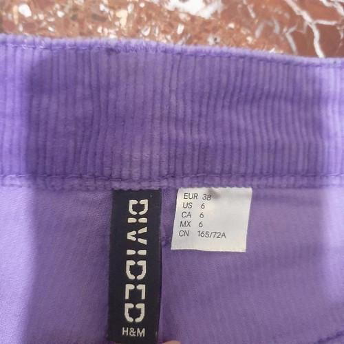 H&M Purple Woman's Pants Like New, Size M 38 10
