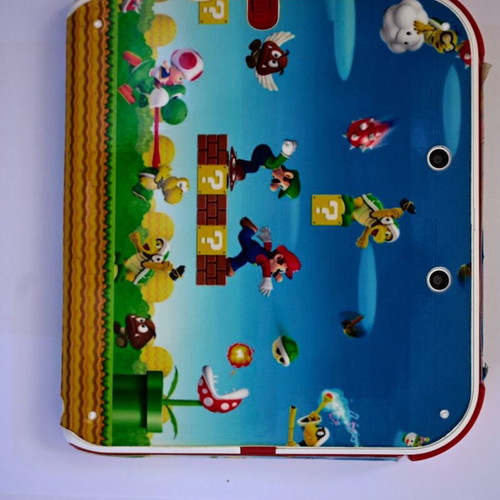 Nintendo 2DS White & Red Edition used, complete set