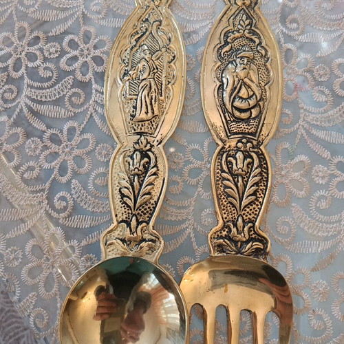 Vintage brass serving set like new