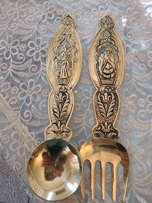Vintage brass serving set like new