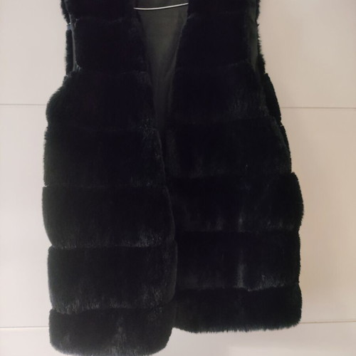 Sleeveless Fur Vest Shein lined, new, black, size L