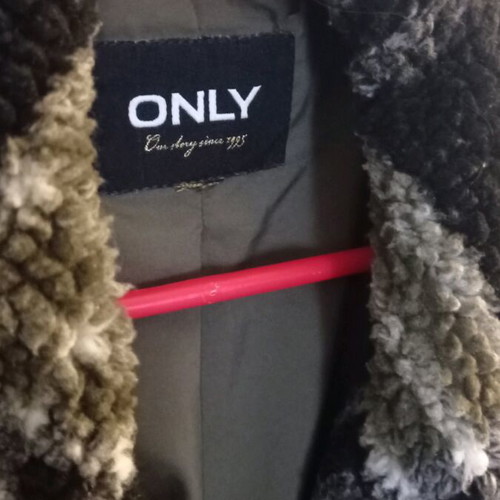 Sherpa style coat like new, size L, warm and cozy