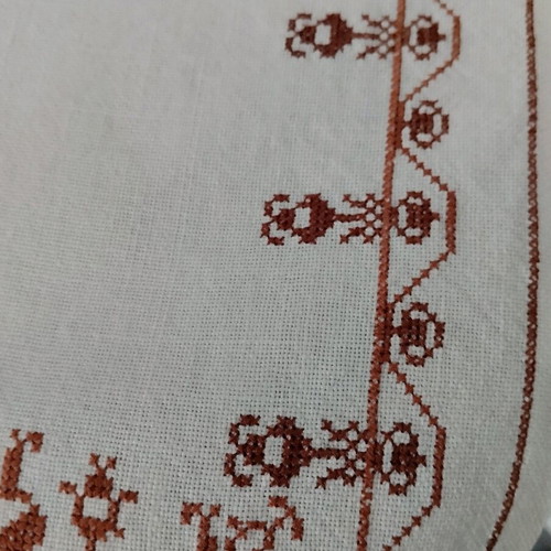 Old embroidered tablecloth like new 63x63 cm, monochrome