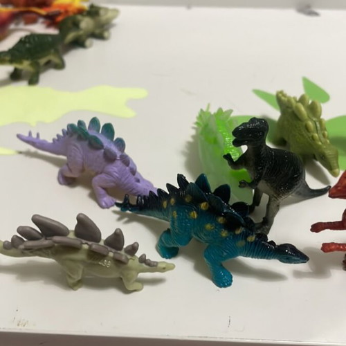 Small dinosaur figures for collection