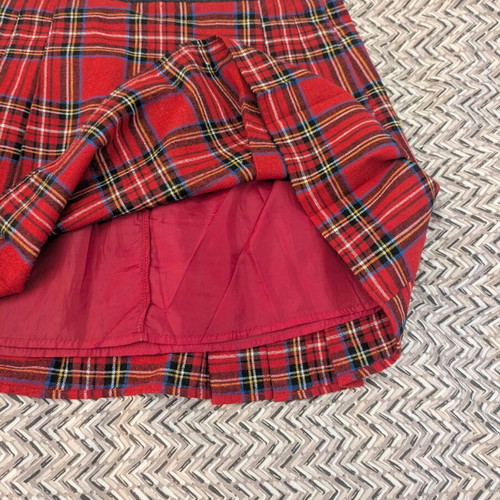 Iraklis Pantsios skirt like new, size L, black and red