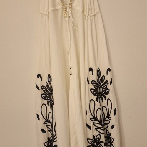 Backless dress with floral pattern like new, black and white, size S
